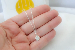 FF-0021 Sobre especial cadena 45+dije  medalla cruz brillo