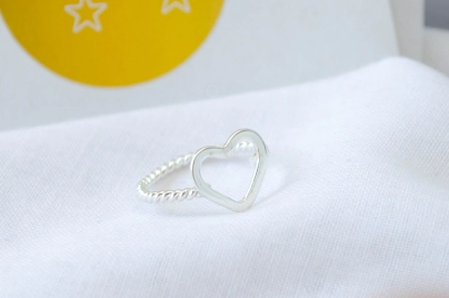 FF-0024 Sobre especial anillo torsaado corazon