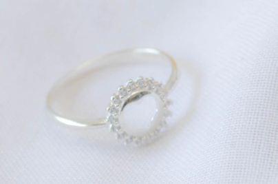 FF-0028 Sobre especial anillo CIRCULO CUBIC CORAZON CALADO