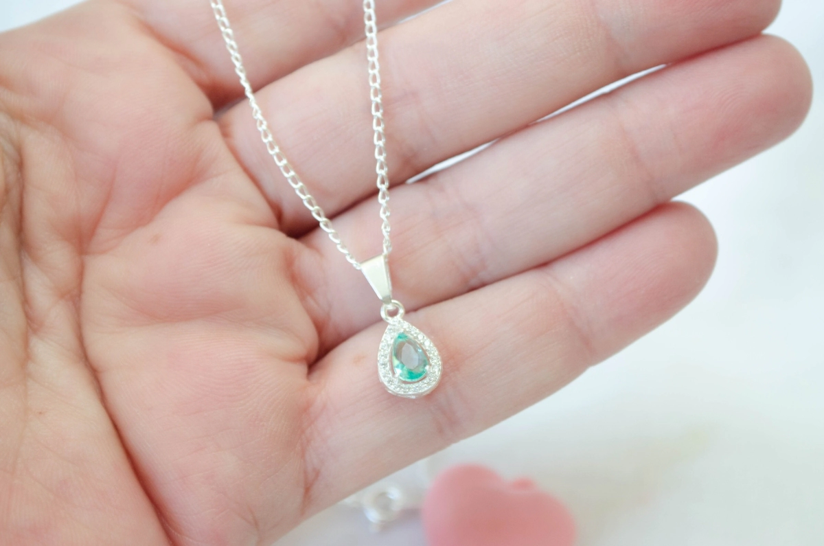 FF-0065 SOBRE Cadena 40 cm+ gota cubic acqua