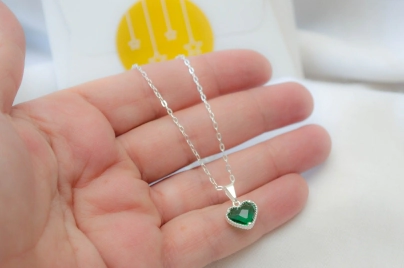FF-0086 SOBRE cADENA +CORAZON  VERDE
