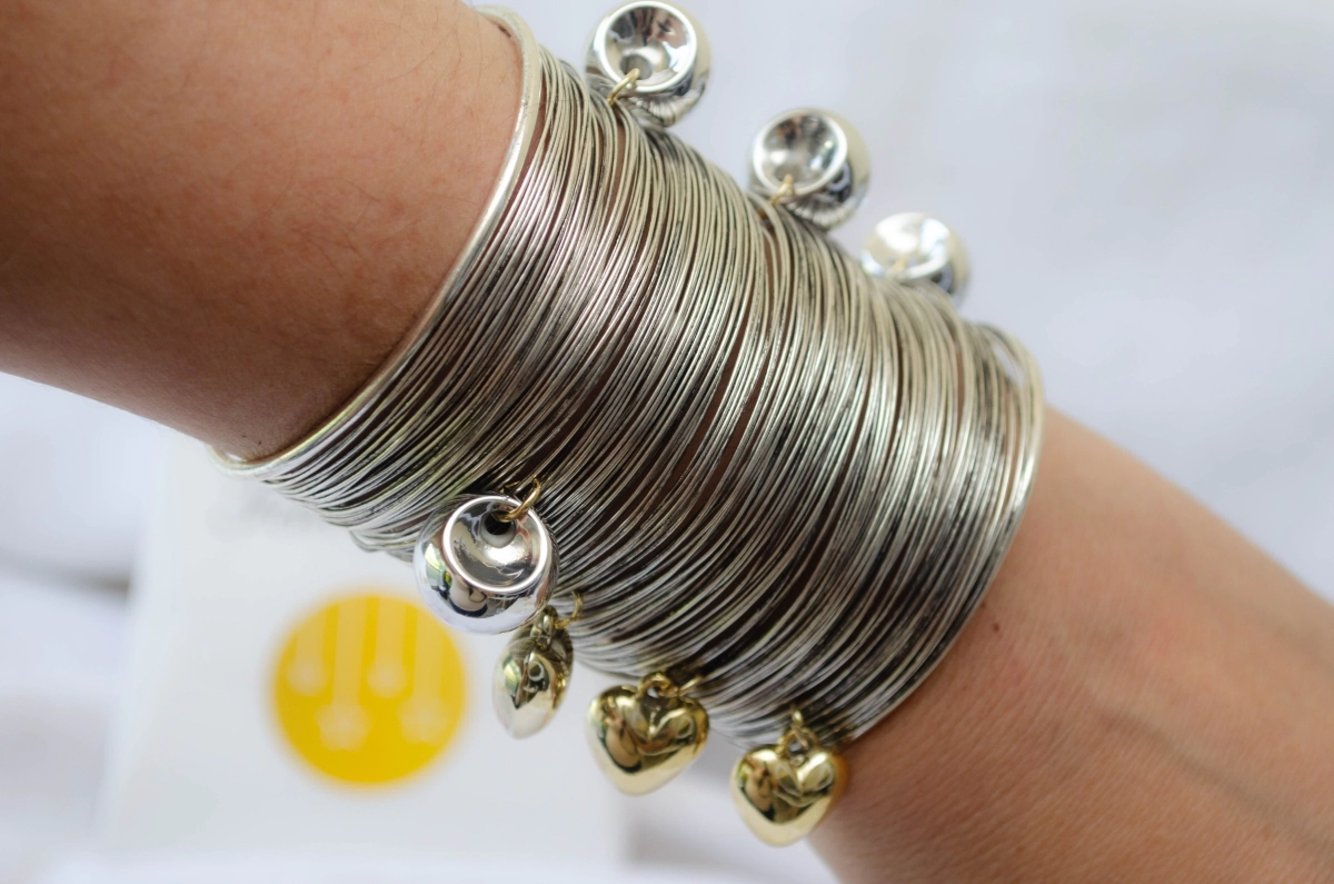 FF-0111 SOBRE pulseras PLATEADAS esclavas unicas dijes corazones cerezas