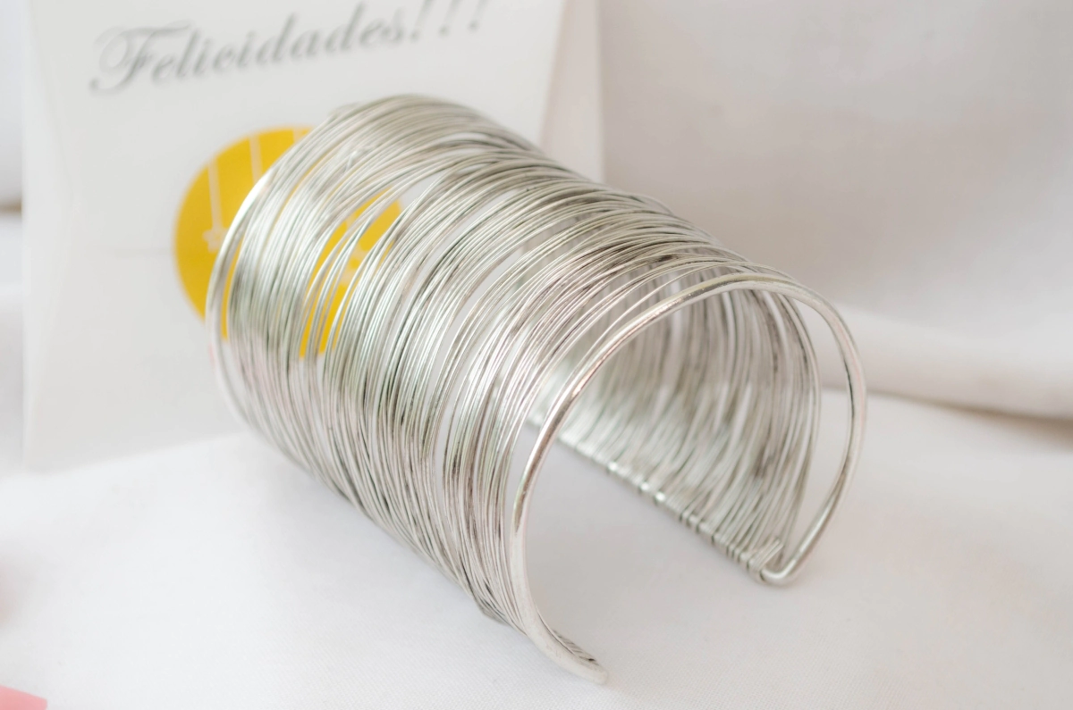 FF-0117 SOBRE pulseras PLATEADAS esclavas uniDas 