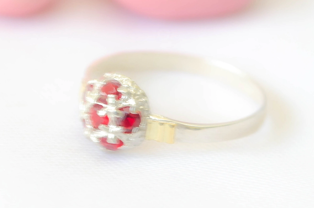 ANI0001 Anillo frutillita con dubl� MULTICOLOR