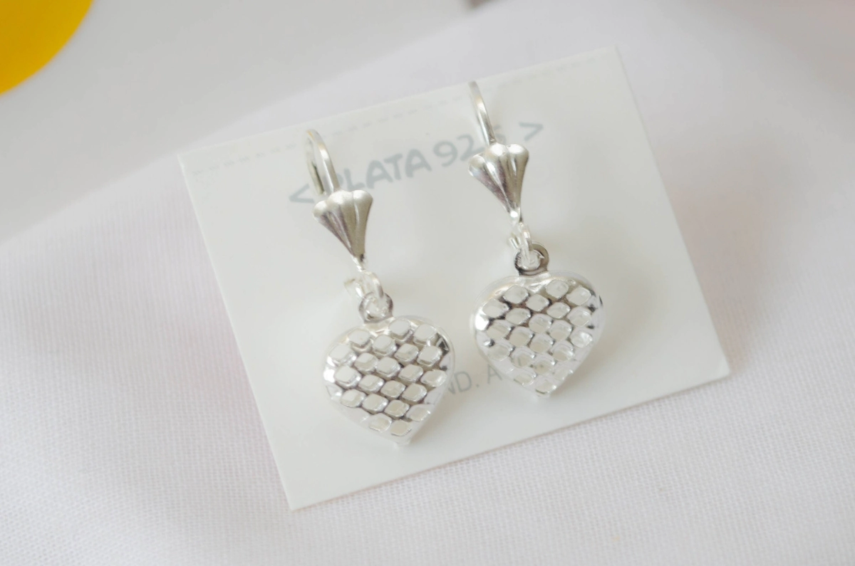 L-AR1023 Aros brisura corazon enrejado colgante