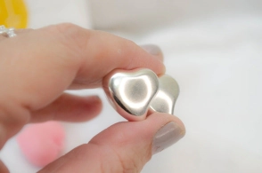 L-AR1032 Aros corazones xl inflados pasantes