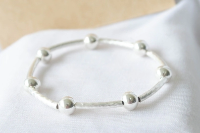 L-PU0152 Pulsera elastizada bolas 8mmtubos