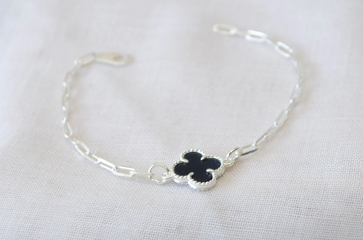 L-PU0156 Pulsera forcet con trebol flor NEGRO