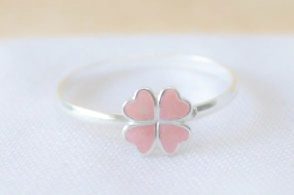 L-ANn0001 ANILLO NENA trebol rosa