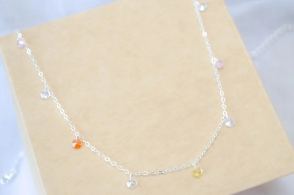 L-CA0353 Choker con cubics colgantes colores