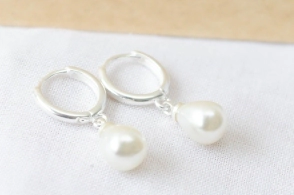 L-AR1080 Aros argollas con perla gota