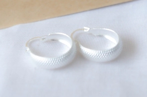 L-AR0220 Aros argollas rombos 2cm