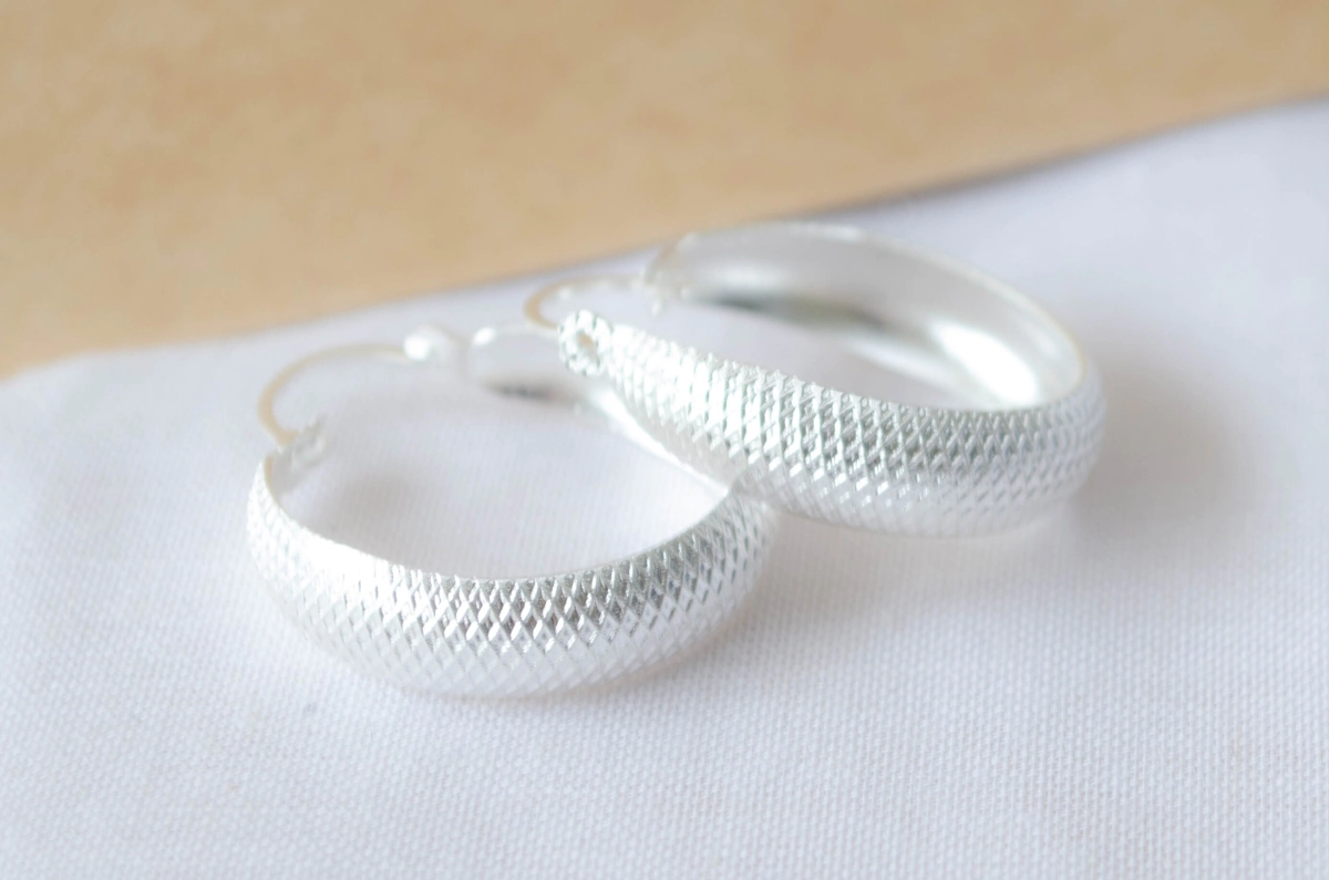 L-AR0221 Aros argollas rombos 2.3cm