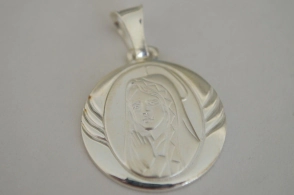 *Dije medalla maciza Virgen niña - 2.3cm