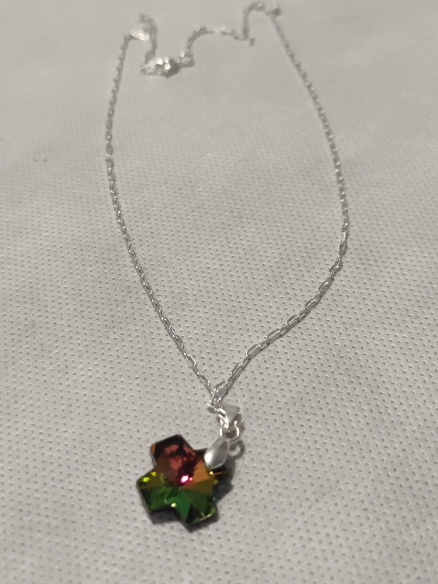 L-CA0105 Cadena cruz cristal VERDE/VIOLETA