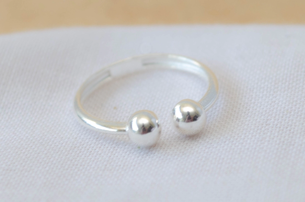 ANI0009 Anillo 2 bolas