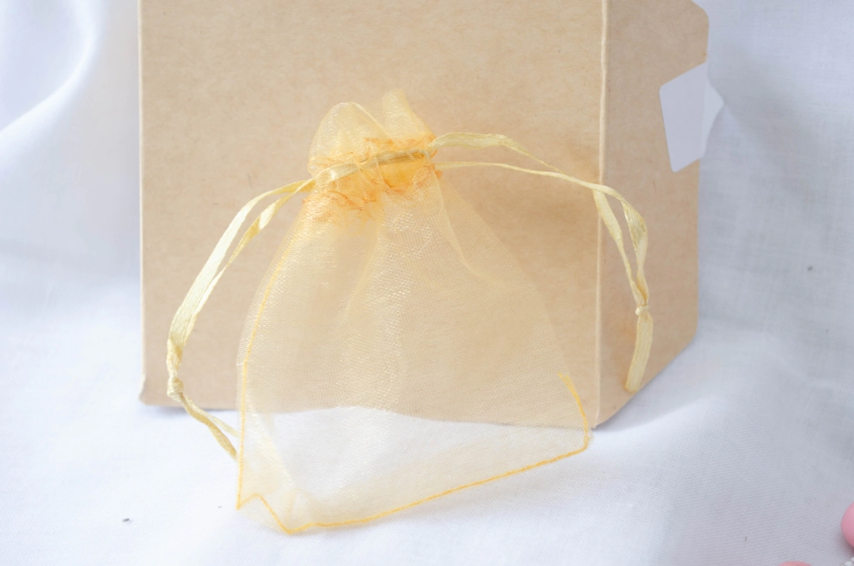 BOLSA ORGANZA 7X9 CM ORO