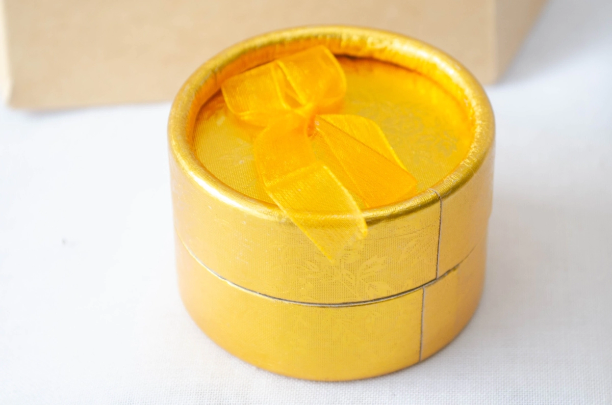 CAJA REDONDA MO�O ORO