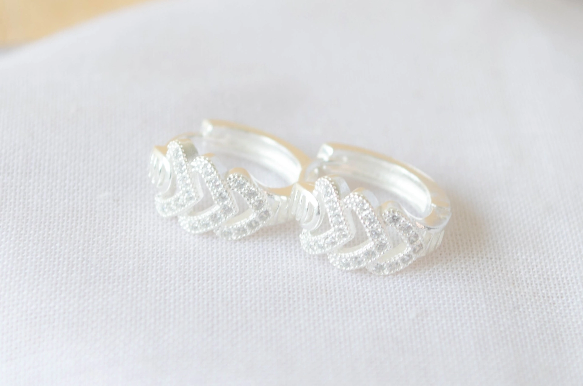 L-ARB0006 Huggies corazones brillos 1.3cm