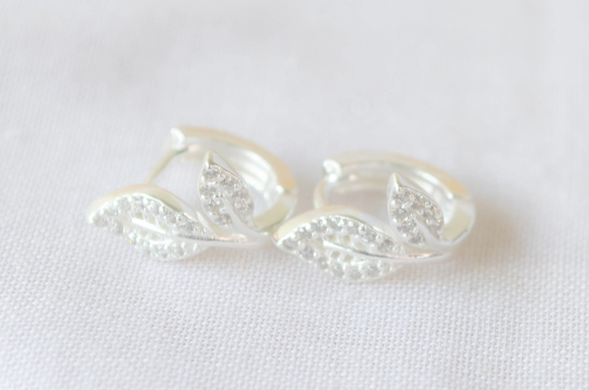 L-ARB0007 Huggies hojitas brillos 1.2cm