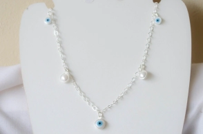 L-CA0373 Corbatero 80 cm perlas ojos turcos