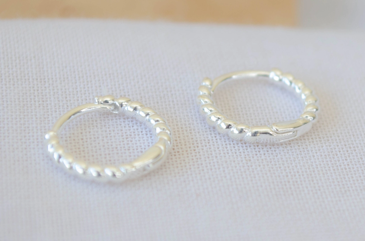 L-ARC0032 Aros argollas simil bolitas