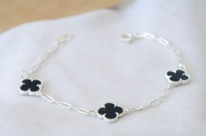 L-PU0208 Pulsera forcet 3 trebol flor NEGRO