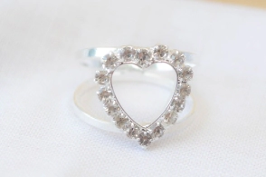 L-AN0177 Anillo coraz&oacute;n cubics TRANSPARENTE