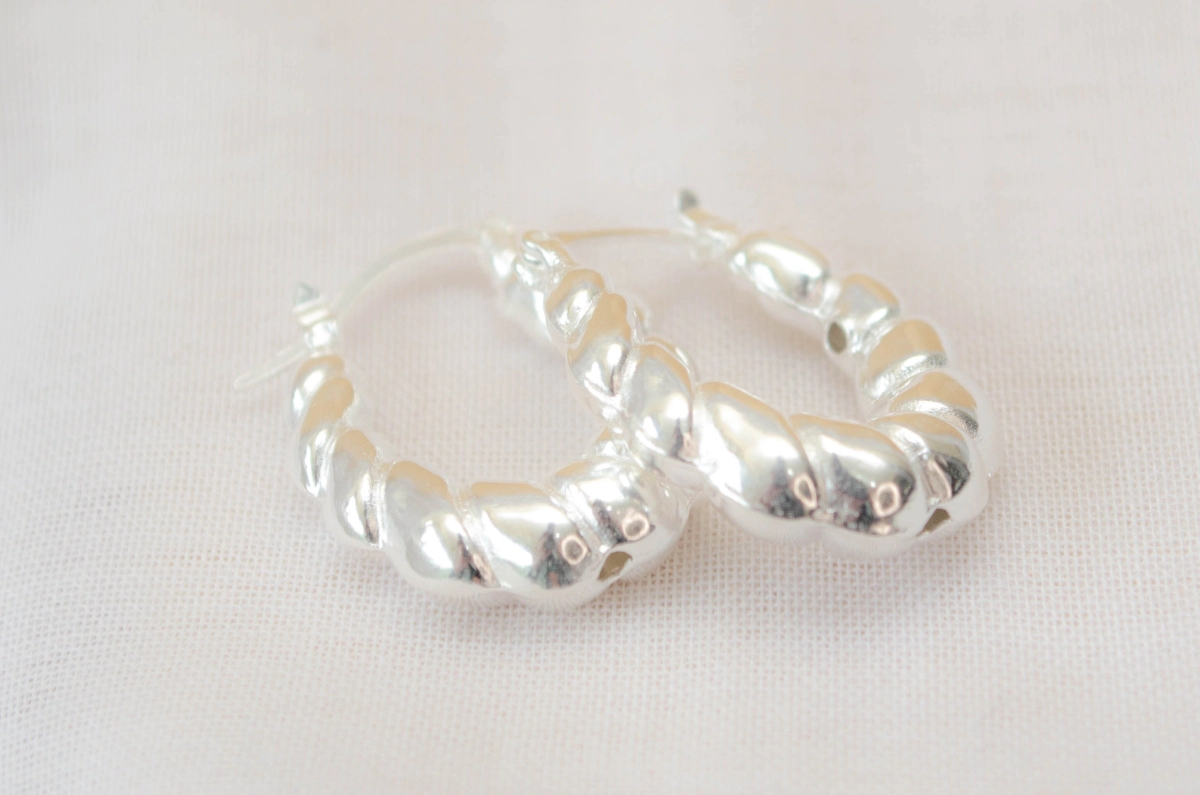 L-AR0114 Aros argollas infladas trenzadas