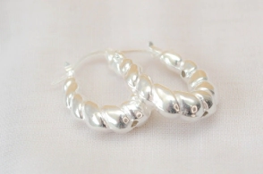 L-AR0114 Aros argollas infladas trenzadas
