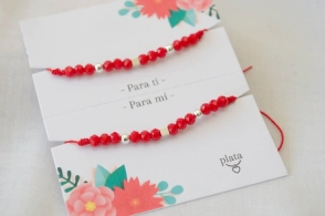 AMI0016 Setx2 pulseras hilo chino rojo cristales bolitas