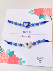 AMI0037 Setx2 pulseras hilo chino azul CORAZON cer&aacute;mica azul y blanco bolitas azul