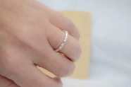 ABAN0017 Anillo tubo bolita