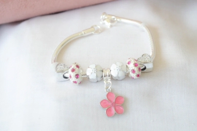ABP0023 Pulsera tipo pandora dijes FUCSIA