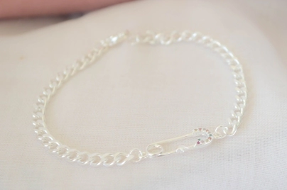 ABP0034 Pulsera grumet centro clip cubics