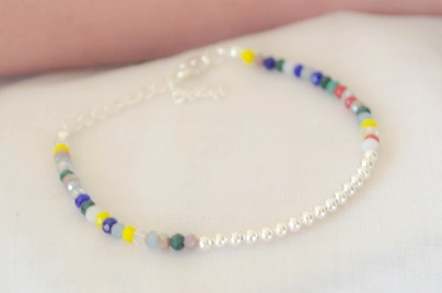 ABP0036 Pulsera bolitas cristalitos frios