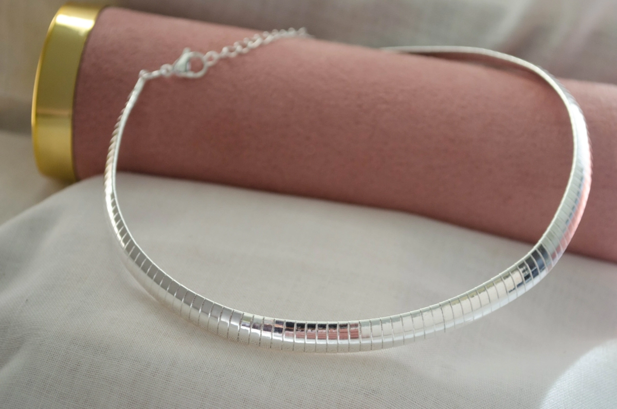ABC0024 ChOKer semirigido