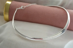 ABC0024 ChOKer semirigido