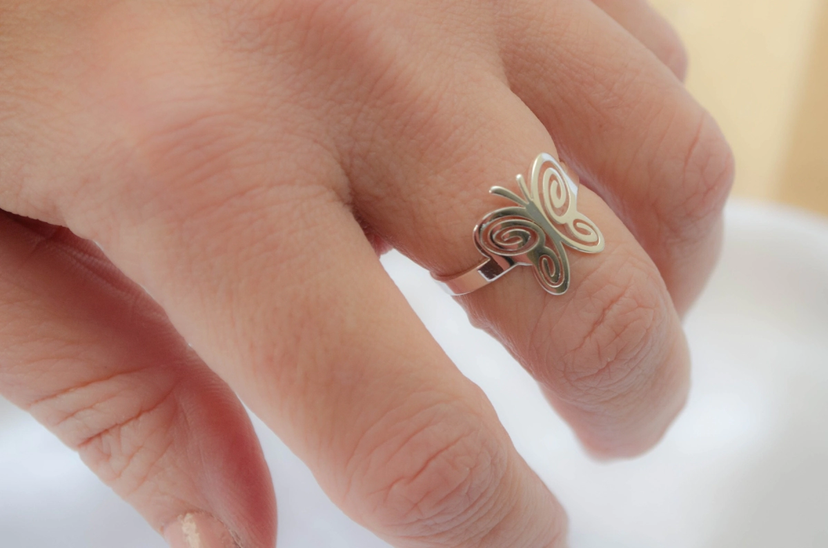 ABAN0055 Anillo mariposa