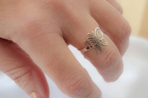 ABAN0055 Anillo mariposa
