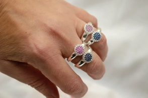 L-AN0198 Anillo CIRCULO micropave AZUL