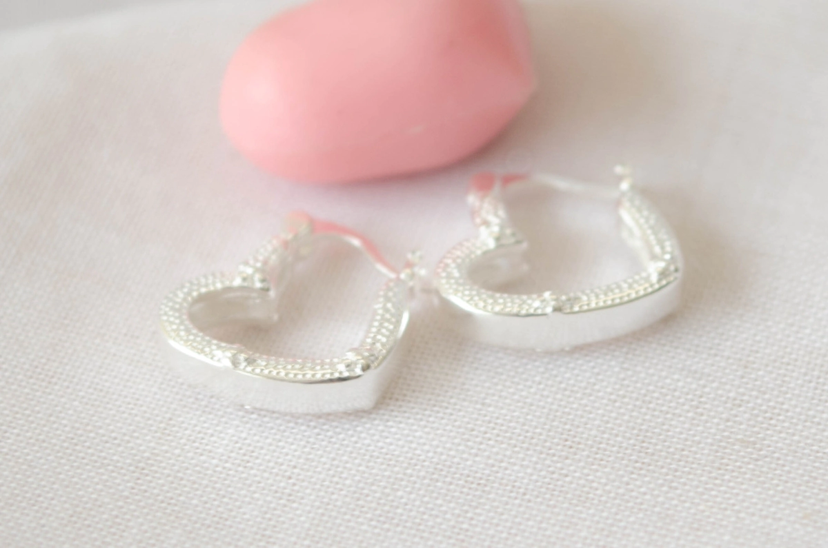 L-AR1212 Aros argollas corazones