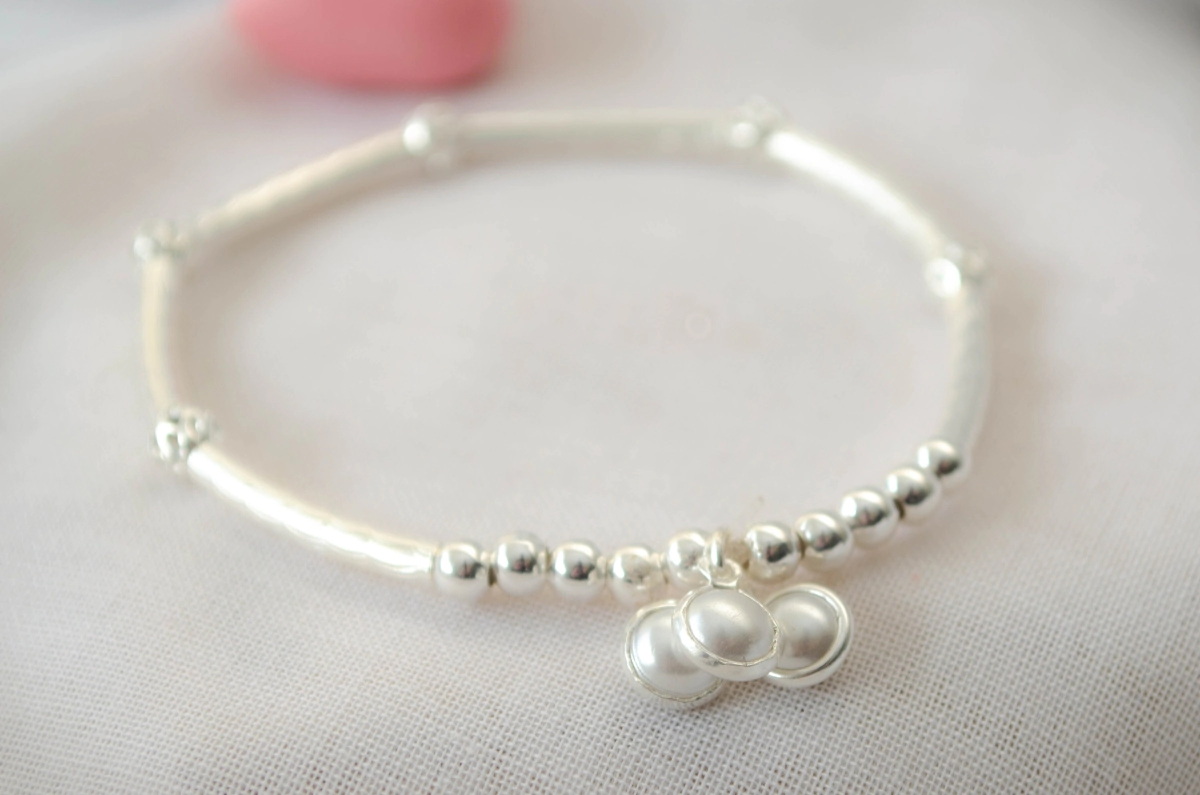 L-PU0240 Pulsera elastizada tubos bolas perlas
