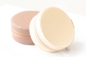 NECESER redondo CHOCOLATE