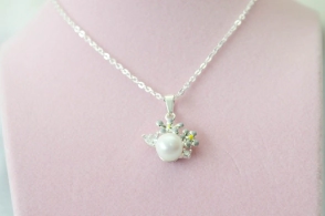 ABC0039 Cadena con flor rosa cubic centro