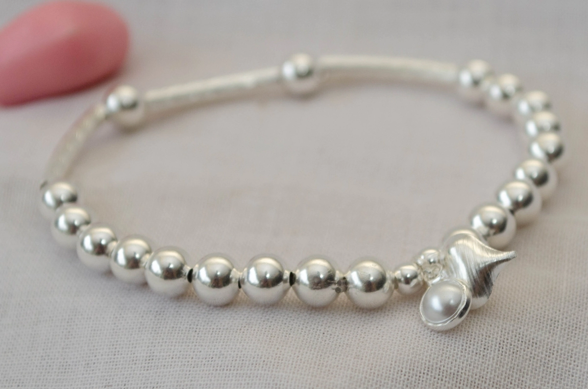 L-PU0244 Pulsera bolitas tubos elastizada CORAZON PERLA