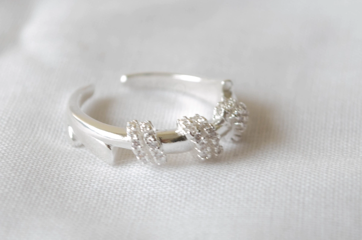 L-AN0214 Anillo micropave diagonales