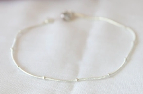 ABP0056 Pulsera cola de rata finita bolitas mini