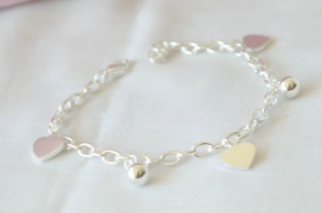 ABP0060 Pulsera tiffany con dijes y bolitas 