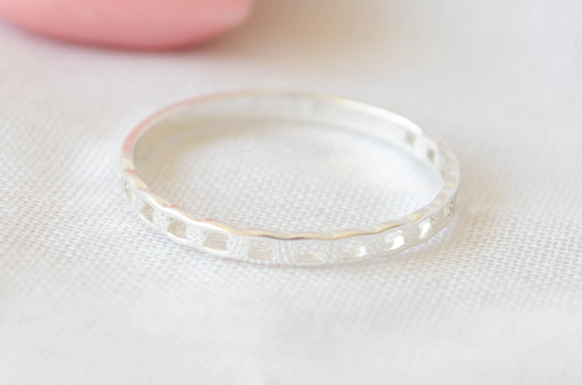 ABAN0112 Anillo calado